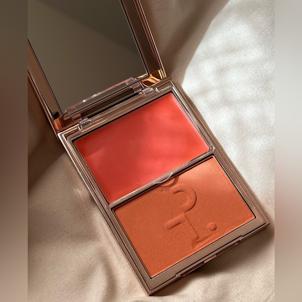 PATRICK TA-CREME AND POWDER BLUSH DUO-DO WE KNOW HER